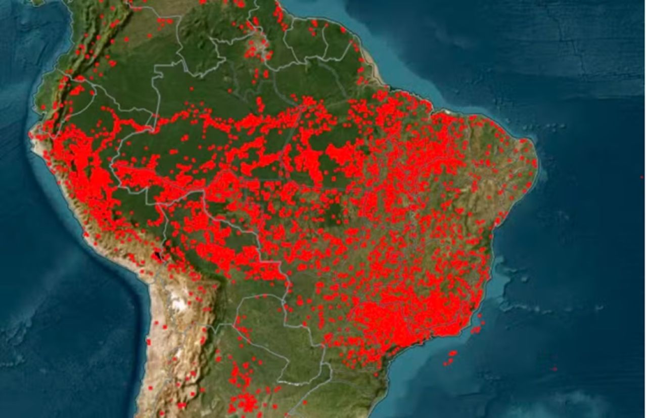 Céu de Patos de Minas é encoberto por densa camada de fumaça 