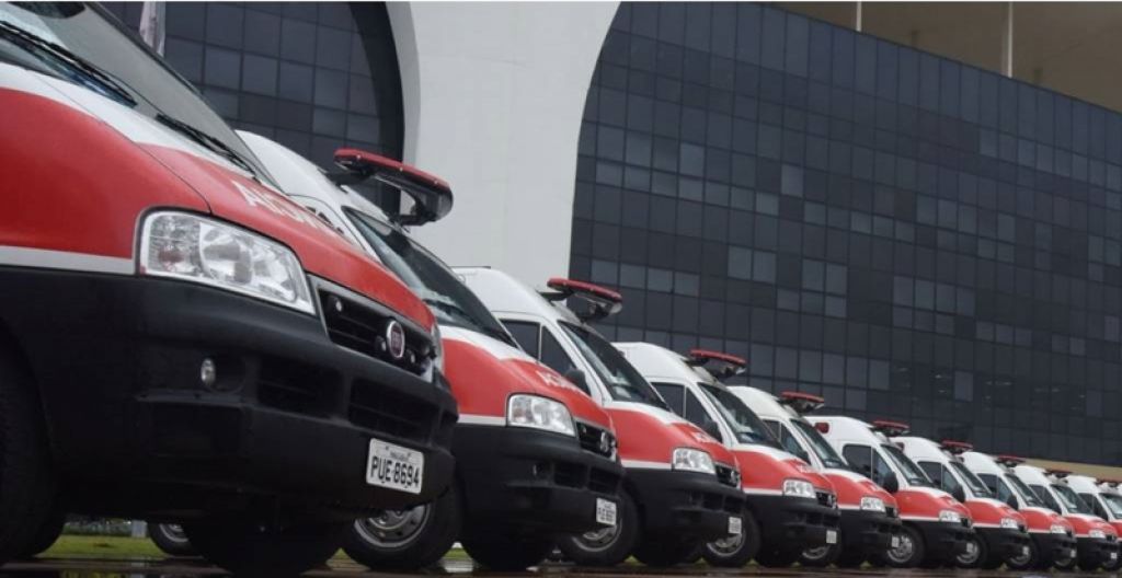Prefeitura de Patos de Minas recebe três ambulâncias do Governo Estadual