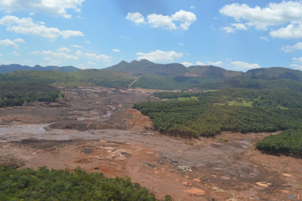 Poder Público exige valores justos em negociação de acordo para reparação de danos socioeconômicos causados por rompimento de barragem em Brumadinho