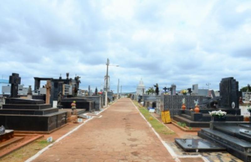 Cemitério de Santa Cruz espera receber até 15 mil visitantes no dia de Finados