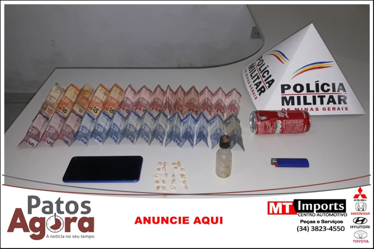 PM de Serra do Salitre apreende drogas e leva três pessoas para a delegacia