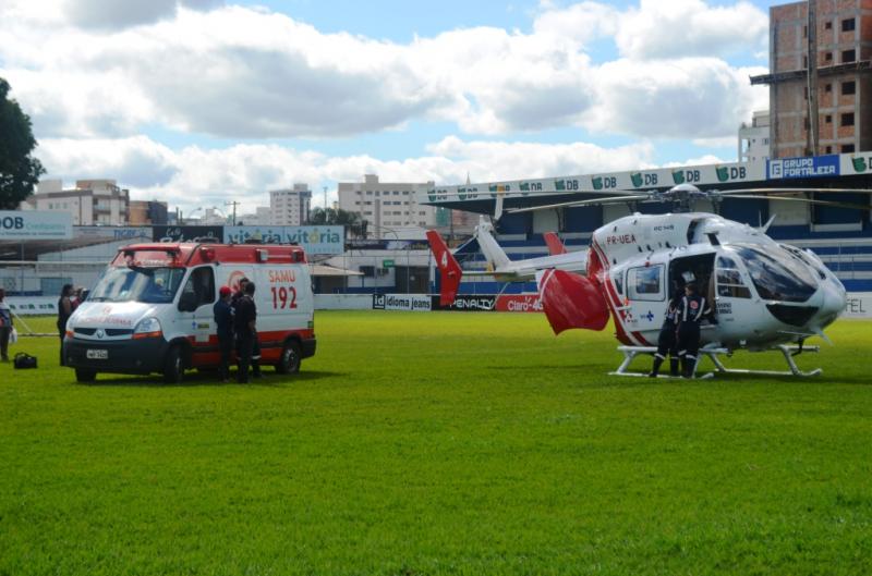 Helicóptero do SAMU é usado para transferir vítima de ferimentos graves para a capital
