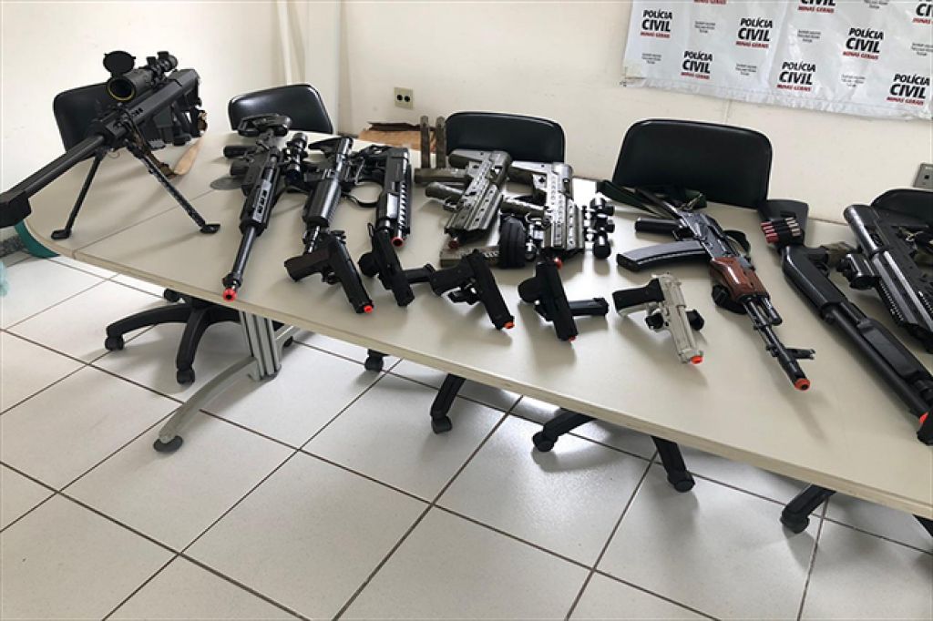 Fábrica clandestina de armas de fogo é fechada em Minas Gerais