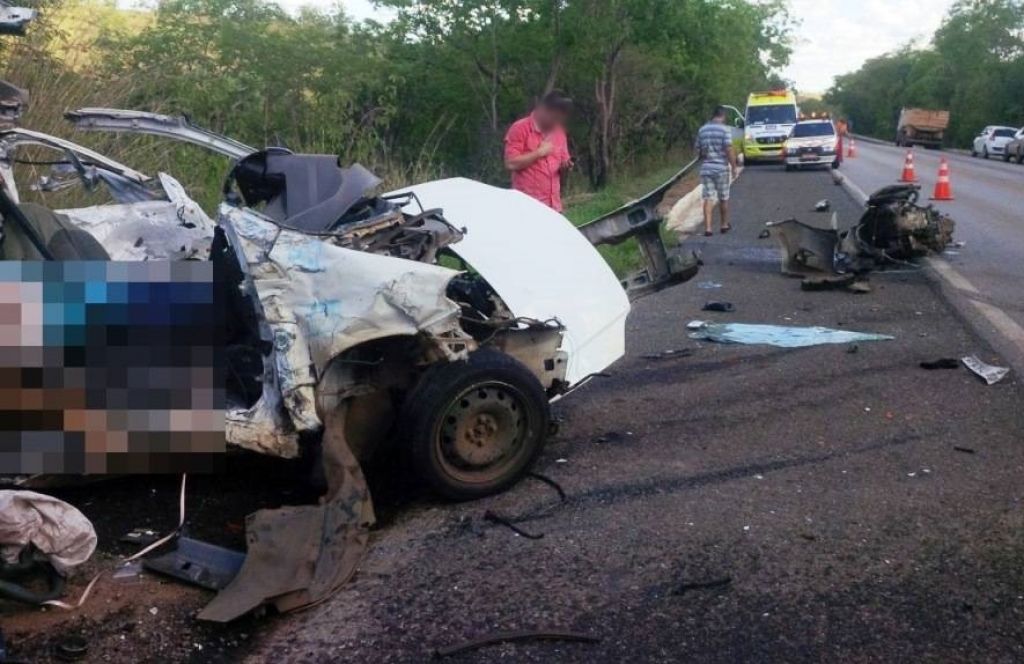 Duas pessoas morrem e uma fica ferida após acidente grave na BR-040, próximo a Paracatu