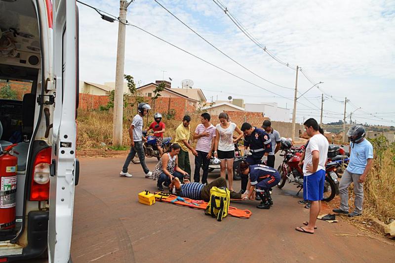 Dois acidentes deixam pessoas feridas neste fim de semana em Patos de Minas