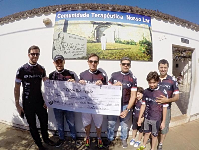 Turma de ciclistas de Patos de Minas promove ação beneficente 