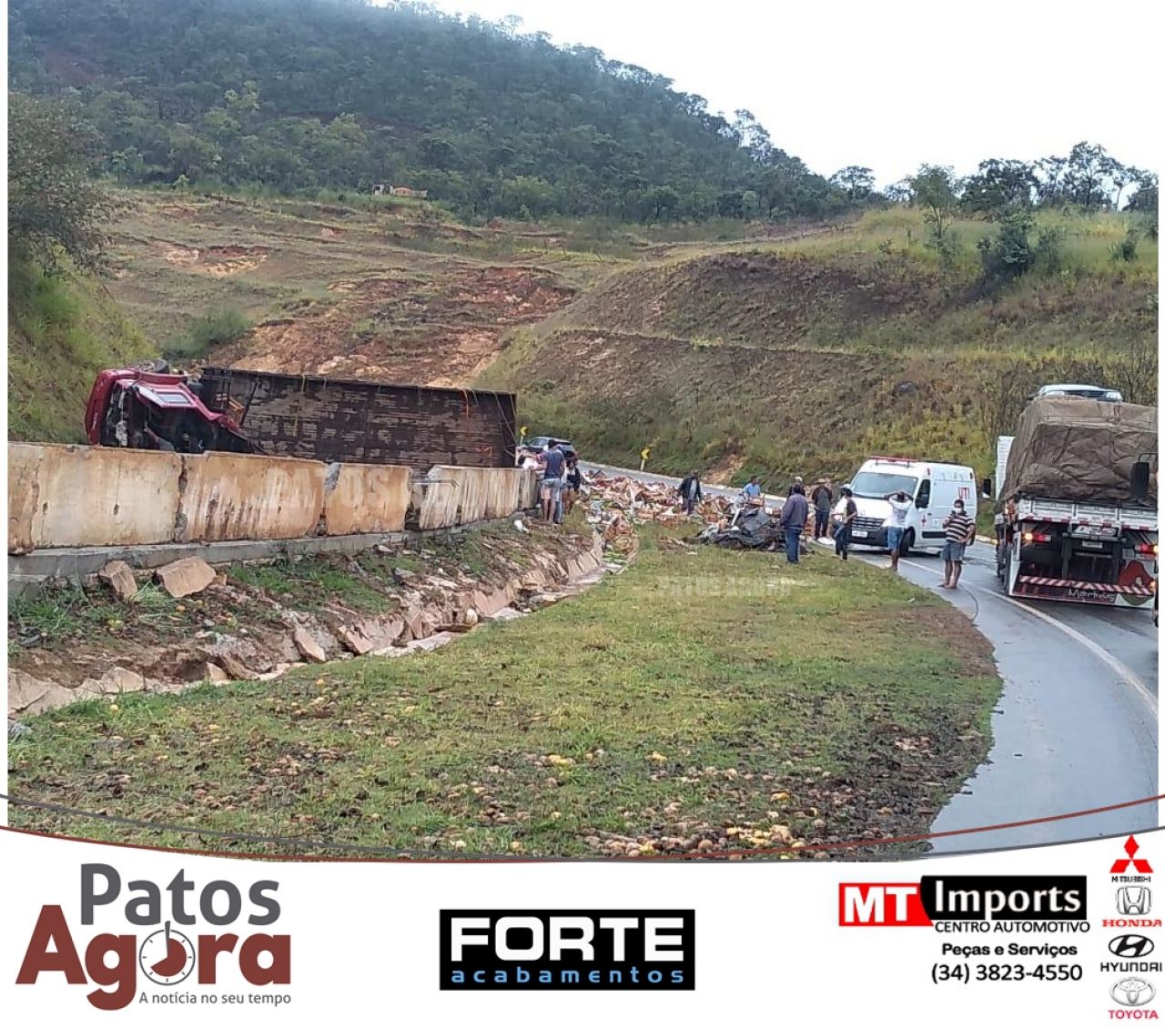 Caminhão tomba e uma pessoa fica gravemente ferida e outras duas feridas