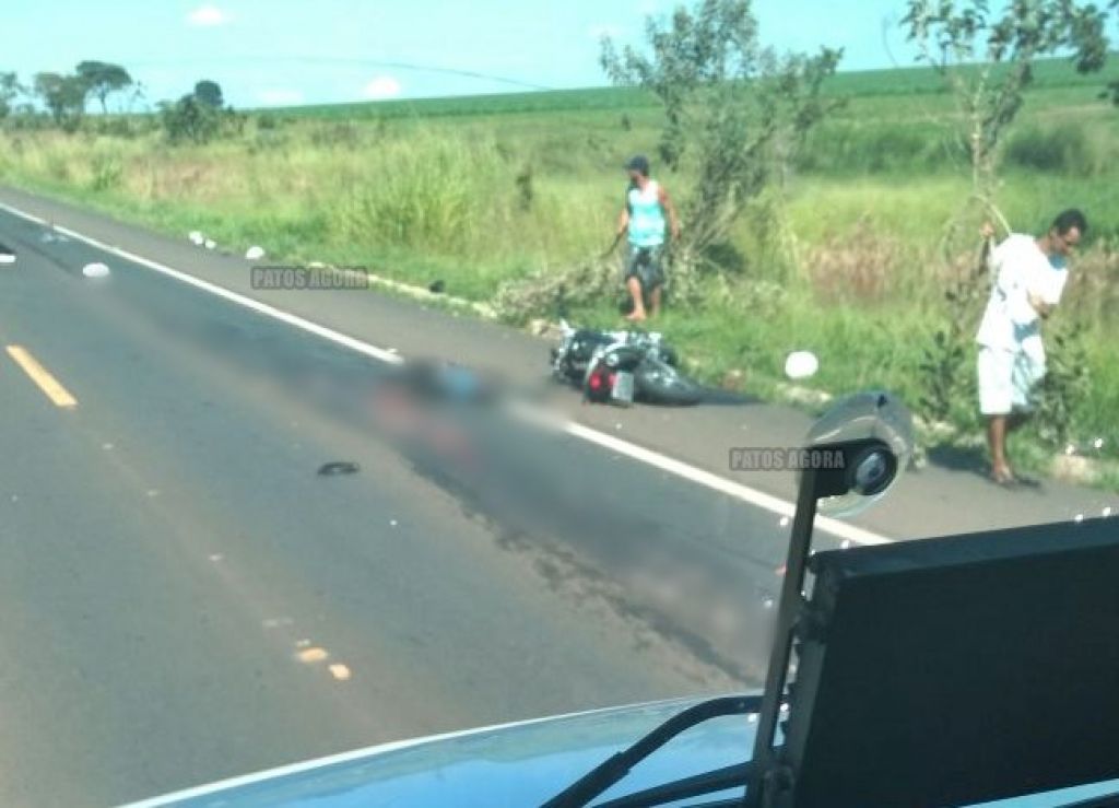 Grave acidente tira vida de motociclista na BR-365